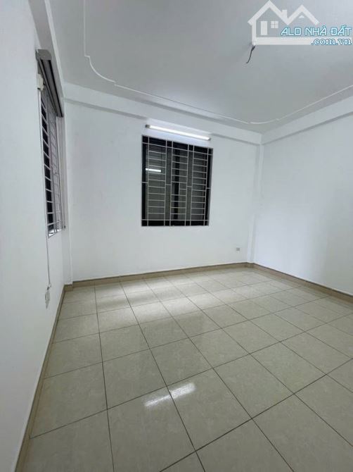 Bán Nhà 5Tầng Nguyễn Văn Cừ Long Biên | Không Gian Rộng Vị Trí Trung Tâm | 6,8 Tỷ - 1