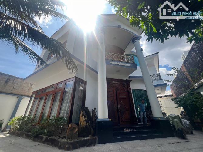 Biệt thự Kiều Đàm 3 tầng 409m2 sát mặt tiền 793 Trần xuân Soạn Tân Hưng Q7 giá 36.8 tỷ - 1