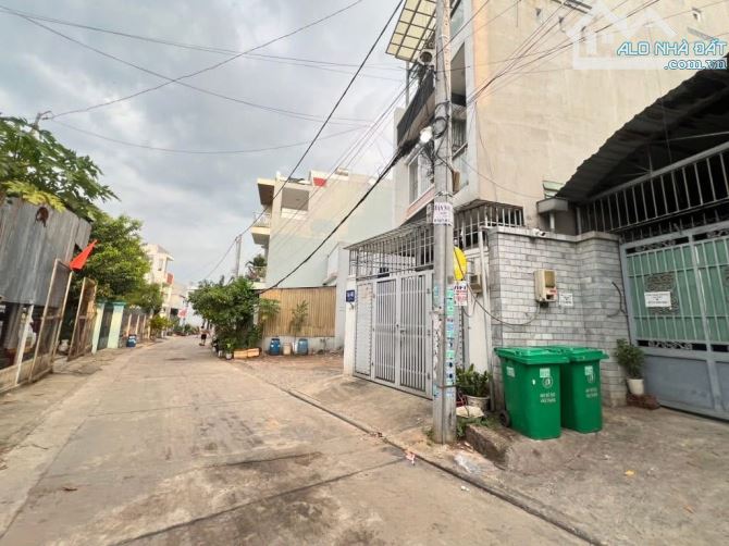 🏠 BÁN NHÀ Q9 - TĂNG NHƠN PHÚ A  CHỈ 8,6 TỶ - DT87M ( 4x22) + Mô tả: - 1