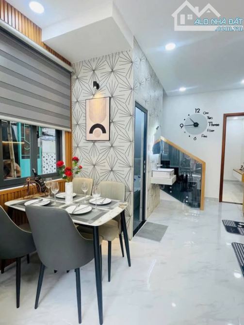 🏡 NHÀ PHỐ VIP - PHẠM TUẤN TÀI, DỊCH VỌNG HẬU, CẦU GIẤY  💰 Giá bán: 28 Tỷ 📏 - 1