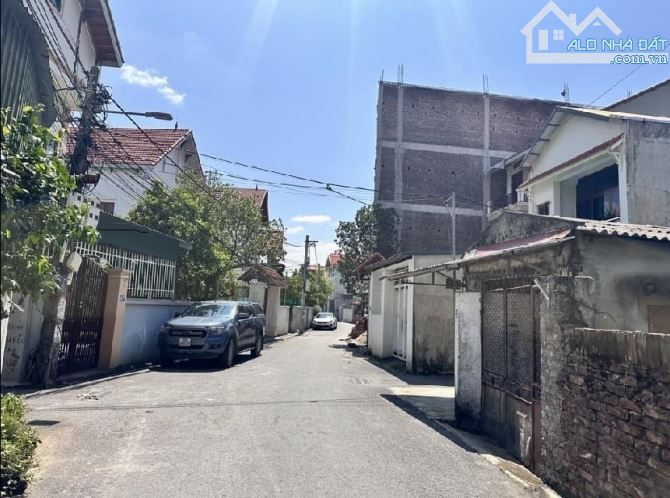 BÁN ĐẤT GIA BÌNH, BẮC NINH. 85M2 * MT 5M * 2,05 TỶ. LÔ GÓC, ĐƯỜNG  Ô TÔ. - 1