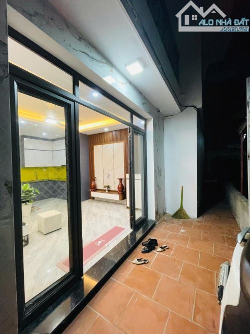 BÁN NHÀ TÂN MAI - 31M2, 5 TẦNG, NGÕ THỖNG, 10M RA OTO TRÁNH, NHÀ MỚI Ở LUÔN - 1