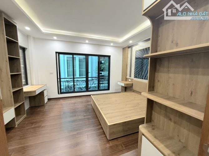 34M2 - MT 4,5M - NGÕ THÔNG - 20M Ô TÔ TRÁNH - CHỈ 7,9 TỶ - ĐỘI CẤN - 1