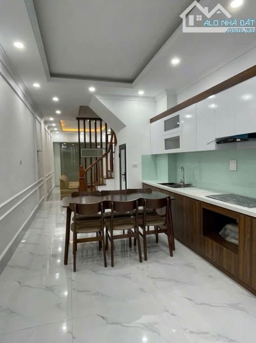 Bán nhà Phúc Lợi,Long Biên,ngõ nông, nhà đẹp 37m2*4tầng chỉ 5 tỷ hơn - 1