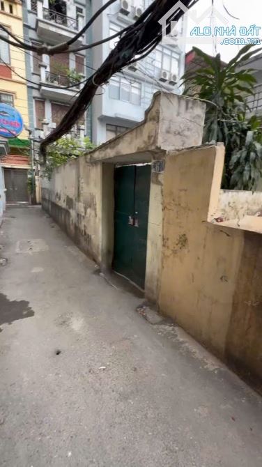 60M RA PHỐ - GẦN Ô TÔ - 45M2 ĐẤT - MT 4.5M - ĐẤT NỞ HẬU - TRUNG HÒA - CẦU GIẤY- CHỈ 9.5 ty - 1