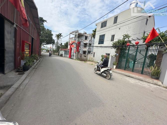 Siêu phẩm có 1-0-2 lô góc trục chính gần hồ Ngọc Động, Đa Tốn, Gia Lâm - 1