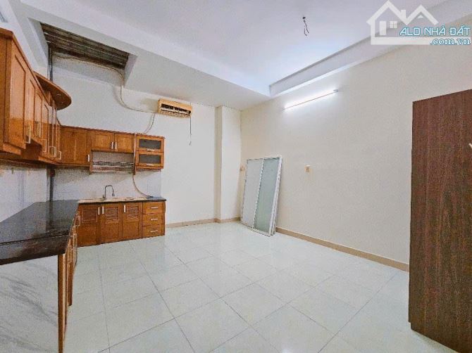 Nhà ngay khu Hà Đô Centosa 4tầng hẻm xe hơi 4.5x12m nở hậu đang cho thuê 60tr/th nhỉnh 14t - 1