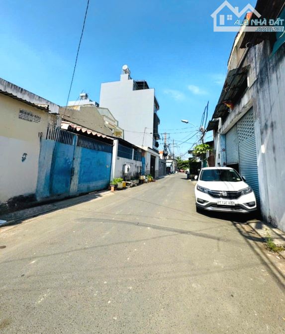 BÁN NHÀ SÁT TỈN.H LỘ 10 - KH.U TÊ.N LỬ.A - ĐƯỜNG XE TẢI -4PN- ( 4X16M ) - 1