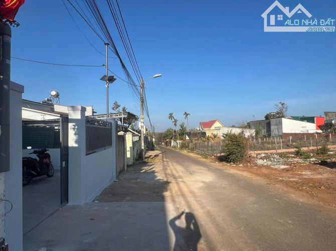 CẦN BÁN DÃY PHÒNG TRỌ ĐANG CHO THUÊ,GIÁ CHỈ 750 TRIỆU,266m2 - 1