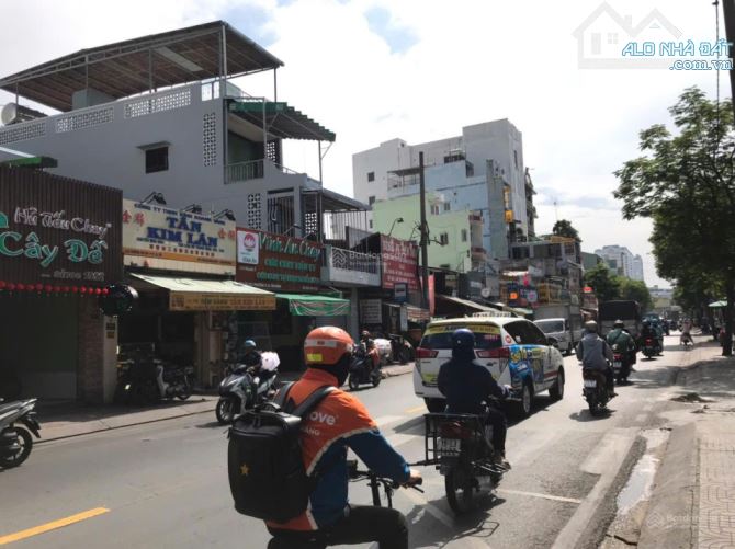 Giá quá tốt 112m2 nhà mặt tiền ngay sát Lý Thường Kiệt, Tân Bình. DT: 4.1x27m. Giá chỉ 16 - 1