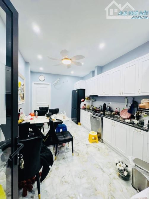 BÁN NHÀ PHÂN LÔ VĨNH PHÚC - VIP NHẤT BĐ - 5T - 40M2 - NHỈNH 8 TỶ 💥💥 - 1