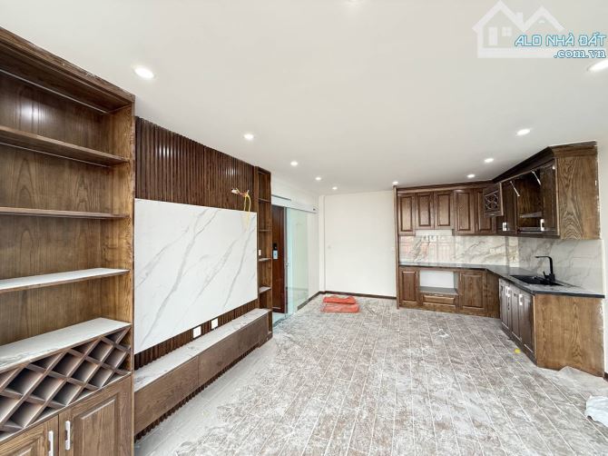 CỰC HIẾM PHỐ TÔ VĨNH DIỆN 48m2*7 TẦNG THANG MÁY *MẶT TIỀN 6.4m LÔ GÓC-GARA Ô TÔ-KINH DOANH - 1