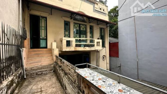 BÁN BIỆT THỰ PHÁP CỔ ĐẶNG THÁI THÂN – TRUNG TÂM PHỐ CỔ HOÀN KIẾM – 170M² CHỈ 20 TỶ!  Diện - 1