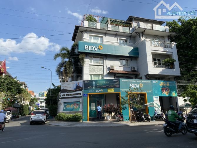 Góc 2MT Hoa Mai- Hoa Phượng, Phú Nhuận -DT: 8x18m - Hầm 5 tầng - HĐT: 200 triệu - giá 60 t - 1