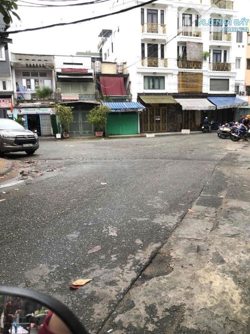 HXH HUỲNH VĂN BÁNH NGAY KHU TRUNG TÂM, NHÀ 3 TẦNG, 3 PN GIÁ TỐT 16TR - 1