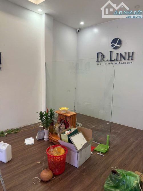 Nhà Nguyên Căn Mặt Tiền Vườn Lài , 6m x 15m ,1 Trệt 2 Lầu Nhà Siêu Đẹp - 1