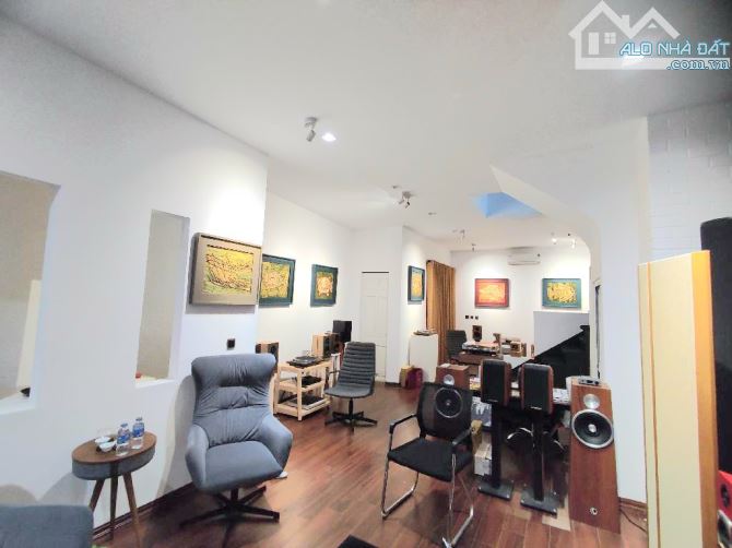 SIÊU PHẨM BIỆT THỰ SÂN VƯỜN - 385m² – SỔ CHÍNH CHỦ - NGÃ TƯ VĂN CAO × LIỄU GIAI - 1