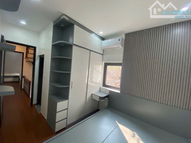NHÀ 31m- CẠNH TRƯỜNG C1-2 TÂN MAI, VÀI m RA PHỐ, THOÁNG SÁNG, FULL NT - 1
