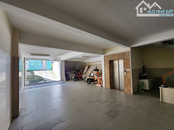 Bán Tòa Nhà Q.Phú Nhuận - 8,5x25m(CN: 209m2 - DTS: 898m2) Hầm+6 tầng - Gía: 35 tỷ - 1