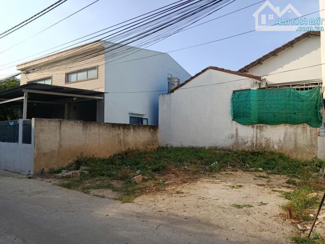 Bán đất đường ô tô xã Vĩnh Thạnh 72m2 ngang 8.9m giá 1 tỷ 750 - 1