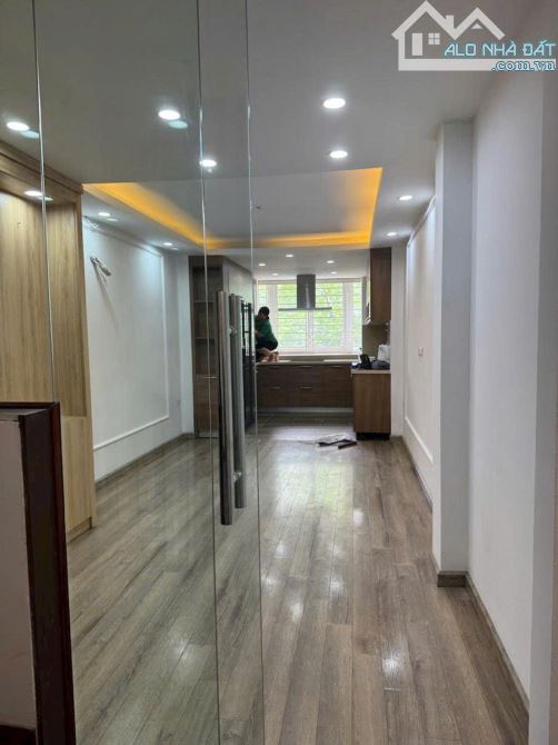 TÂY SƠN - Ô TÔ TRÁNH - KINH DOANH DT 34m2 6 tầng MT 3.1m Giá 12.3 tỷ - 1