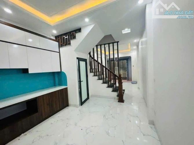 NHÀ MỚI THANH XUÂN SIÊU ĐẸP - Ở NGAY - 100M RA OTO TRÁNH - AN NINH TỐT - DT 41M2 GIÁ - 1