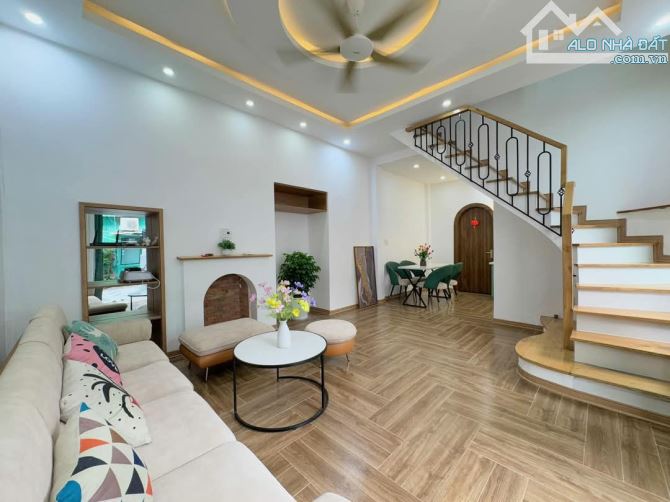 🏡🏡🏡 SIÊU PHẨM GIỮA LÒNG THÀNH PHỐ – NHÀ ĐẸP 2 TẦNG KIỆT LÊ DUẨN.  👉Chỉ hơn 3 tỷ - 1