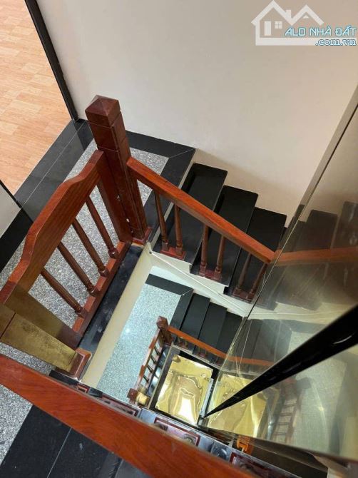 Bán nhà Đại La, Hai Bà Trưng, 20m ra mặt phố, ba gác phi, thang máy, 38m x 5 tầng, 8,5 tỷ - 1