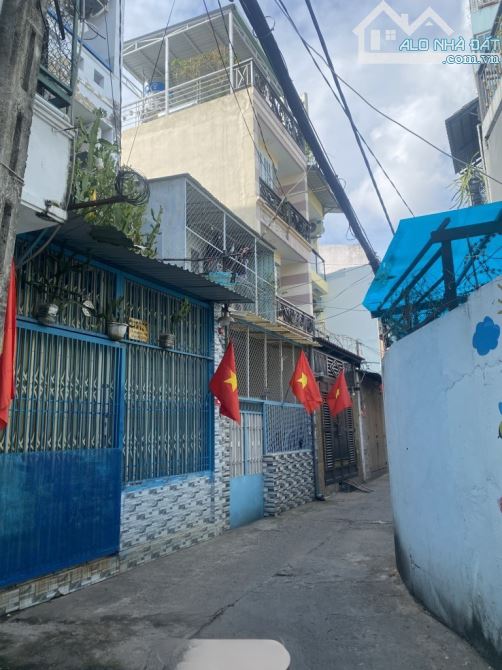 Bán nhà hẻm 1 trục, ngang lớn (6,5x12,5) nở hậu, 2 tầng, Gò Vấp, nhỉnh 4tỷ, Quang Trung - 1