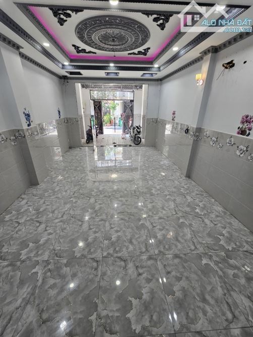 Bán nhà ngang 5 đường số lâm văn bên quận 7 giá 16 tỷ - 1