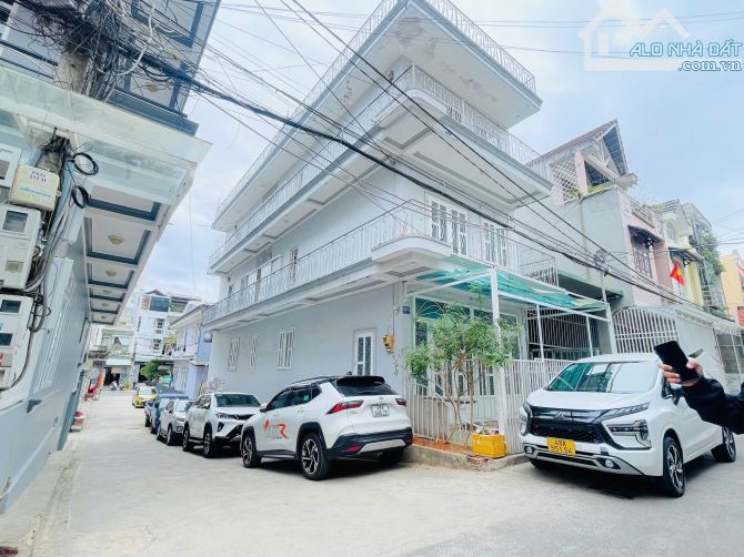 CHỦ KẸT BÁN GẤP NHÀ GÓC 2 MẶT TIỀN TRUNG TÂM PHƯỜNG 2 ĐÀ LẠT - 1
