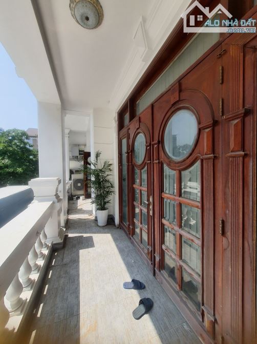 Biệt thự 10x20 4 tầng Tân Sơn Nhì, Tân Phú. Giá 32.5 tỷ - 1