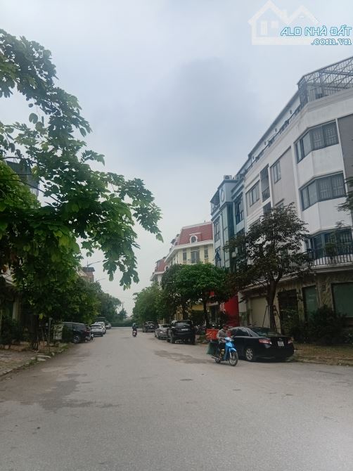 🌃 LIỀN KỀ KĐT VĂN PHÚ, PHÂN LÔ VỈA HÈ, KHINH DOANH, OTO, 80M2, GIÁ 15,5TỶ - 1