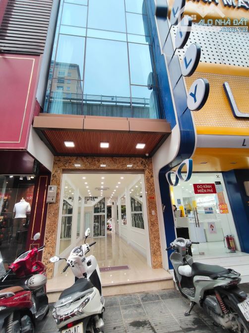 MẶT PHỐ CẦU GIẤY 45M2, 6 TẦNG THANG MÁY, 2 MẶT THOÁNG, ĐOẠN ĐẸP NHẤT, GIÁ CHỈ 28.8 TỶ - 1