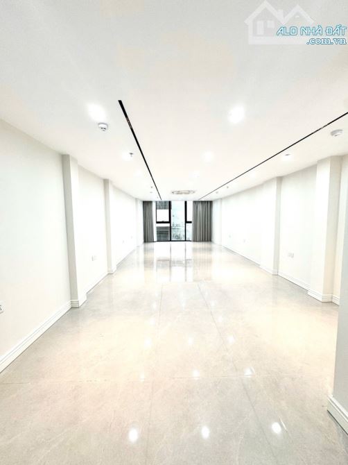 BÁN GẤP TÒA NHÀ VĂN PHÒNG PHỐ VIP ĐẠI LA HAI BÀ TRƯNG 270M2-8 T- MT 7 M- 160 TỶ - 1