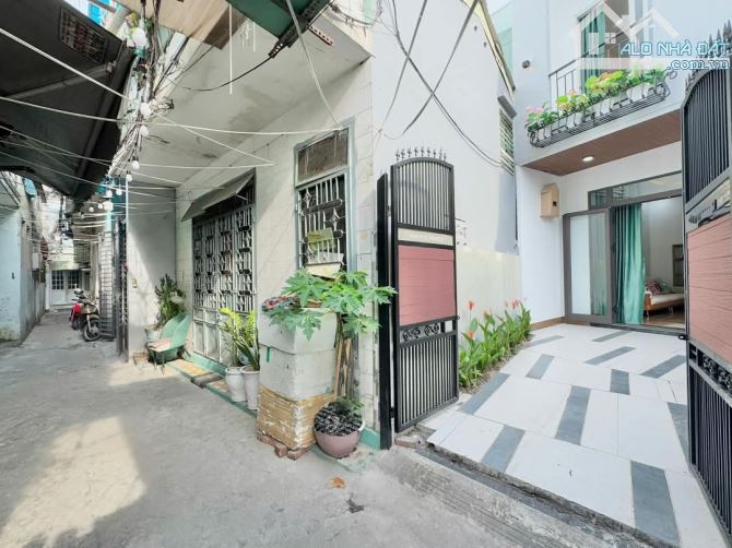 Cần bán nhà 2 tầng đường lê Duẩn - 1