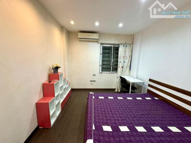 Nhà đẹp Thái Thịnh - Đống Đa. Dt 50m, 5 tầng, mặt tiền 3.5m. Giá 15.7 tỷ (còn thương lượng - 1