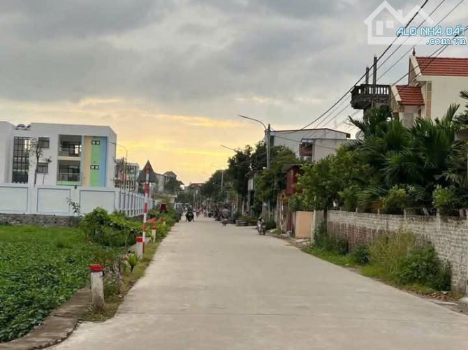 💥Chính chủ gửi bán  🏠 Vĩnh Ninh - Tri Thủy - Phú Xuyên - HN  **Diện tích : 96,5m - 1