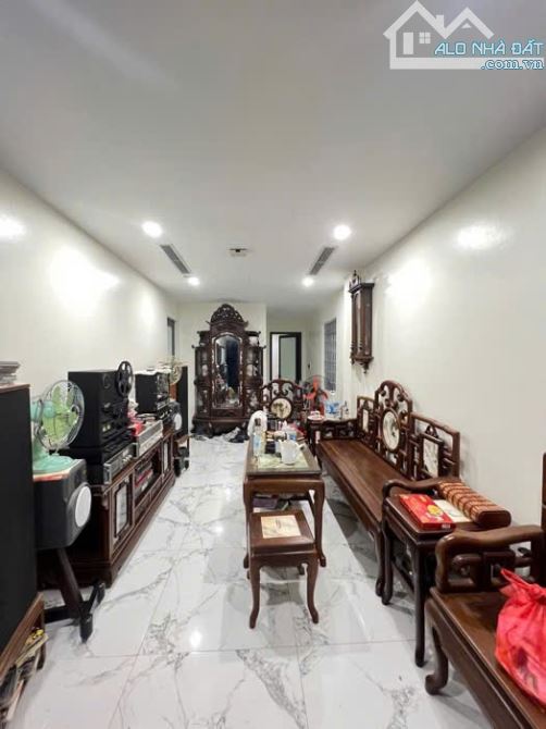 Bán Mặt Phố Giáp Bát - Kim Đồng  56m 4 Tầng | Kinh Doanh - Giá trong ngõ chỉ 14.5 tỷ - 1