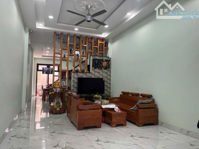 Bán nhà mặt tiền Liên Khu 4-5, Bình Tân, 76m² - 4x19 - 3 tầng, BTCT kiên cố, nhỉnh 5 tỷ - 1