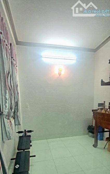 BÁN NHÀ ĐẸP CẠNH LÊ VĂN QUỚ.I - NGÃ TƯ 4 XÃ - ĐƯỜNG XE TẢI - ( 4X12M ) - 1