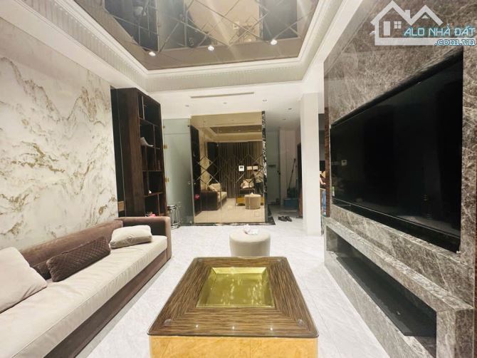 MẶT PHỐ - CẦU GIẤY - ÔTÔ - KINH DOANH 💁‍♀️ 50M² × MT 7M² - GIÁ CHÀO: 27 TỶ 💰 - 1