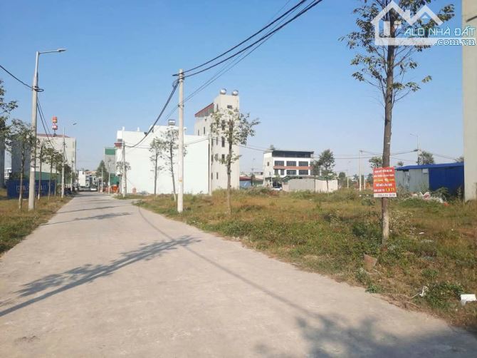 Cần bán 1 lô duy nhất đất Đồng Lớn Quang Châu- Việt Yên.chỉ  2.3ty - 1