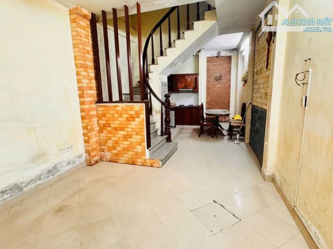 Bán Nhà Xuân La, Hộ Khẩu Tây Hồ, Ô Tô Gần, Đi Bộ Ra Hồ Tây, Giá Đầu Tư, 40m2, Giá 6.35 Tỷ - 1
