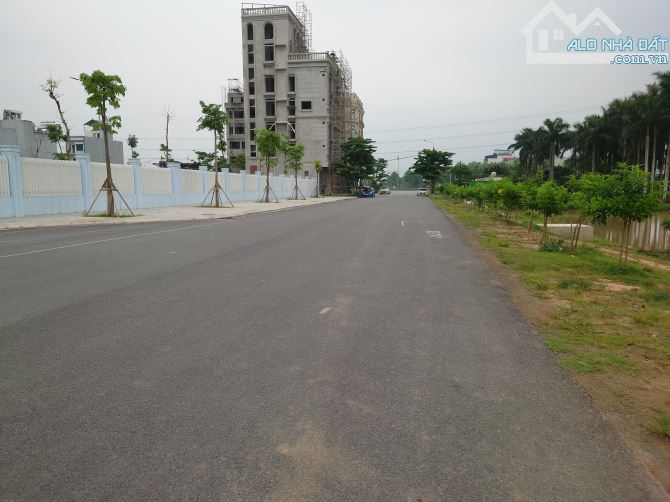 Chính chủ gửi bán lô đất bìa làng Đông Nhân Hải Bối giá chỉ 4.3 Tỷ - 1