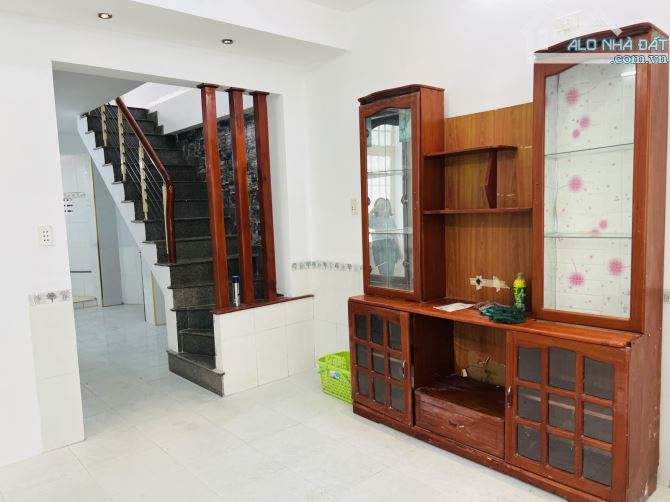 Cần bán 2 căn nhà liền kề gác lửng đường lê độ - 1