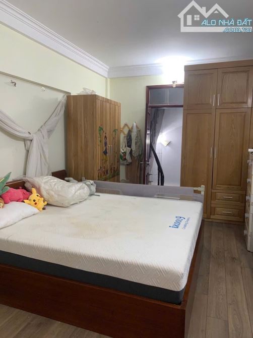 Bán Nhà Tân Mai Sát Hồ Đền Lừ, Ô Tô Đỗ Cửa 33m, 5 tầng, giá  9.2 tỷ - 1