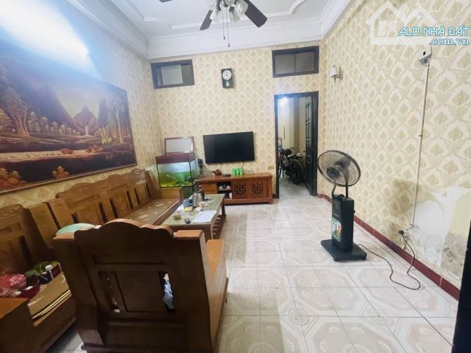 Bán Nhà Nguyễn Khang Cầu Giấy-Ngõ Thông Phân Lô Kinh Doanh Oto-62m 3 Tầng Mt 4,2m Giá 18 - 1