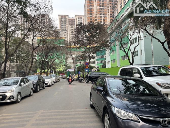 Nhà đẹp Nguyễn Đổng Chi lô góc oto tránh đỗ 105m*3T MT 17.2m giá 3x tỷ - 1