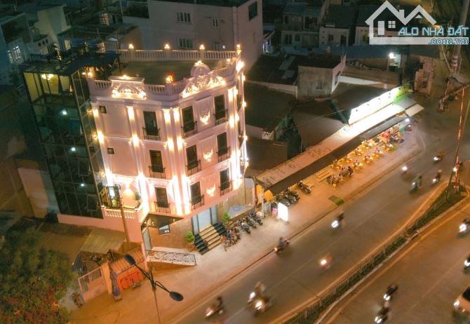 BÁN CHDV 5 TẦNG 13P- THU NHẬP 121TR/THÁNG MT PHẠM VĂN ĐỒNG GV- nhỉnh 25 TỶ - 1
